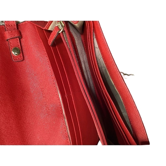 Michael Kors Jet Set Travel Women's Red Crossbody Bag Gold Accents - Picture 6 of 7